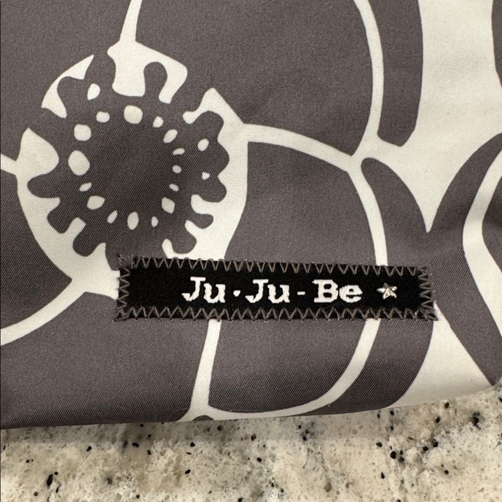 Ju-Ju-Be BeQuick Floral Clutch Accessory Bag Gray and White with Teal Interior - Picture 2 of 16